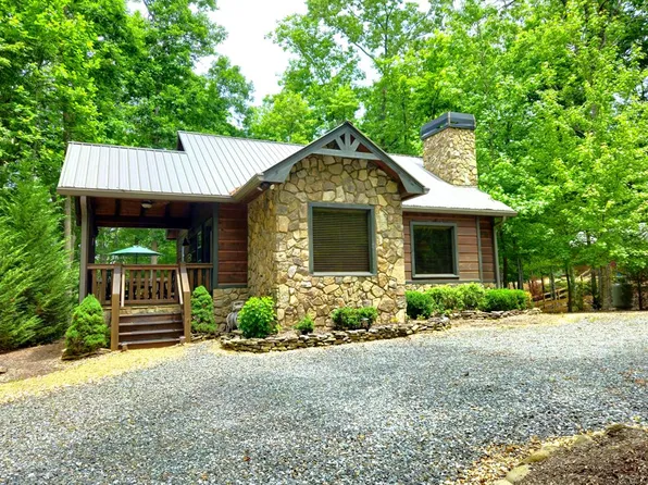211 Winding Brook Trl, Morganton, GA 30560