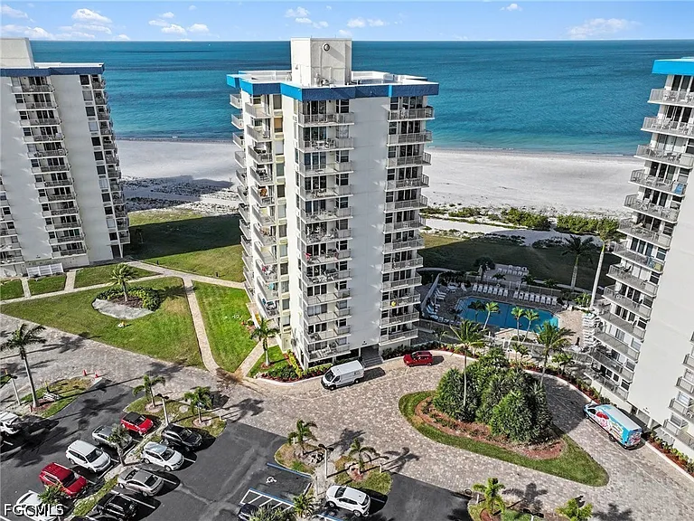 7330 Estero Blvd #906 — Photo 28