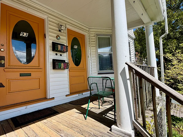 91 Academy Hill Rd — Photo 3