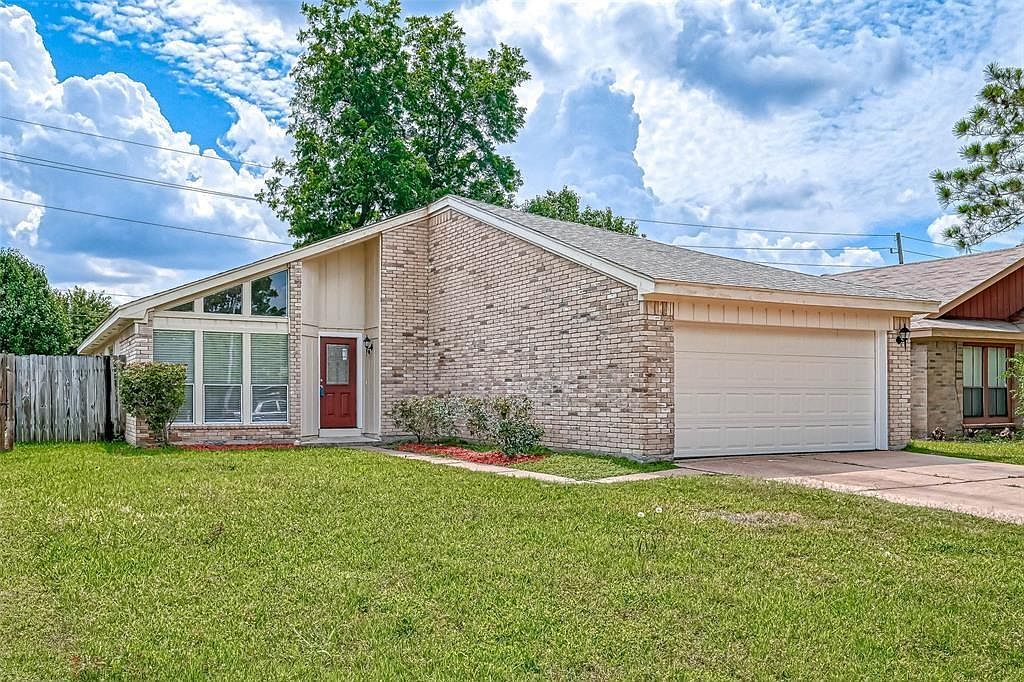 8211 Vista Del Sol Dr, Houston, TX 77083 MLS 26713142 Zillow