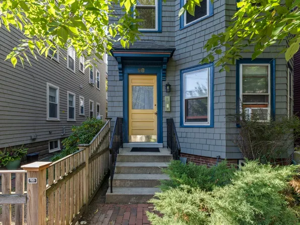 98 Allston St #3, Cambridge, MA 02139