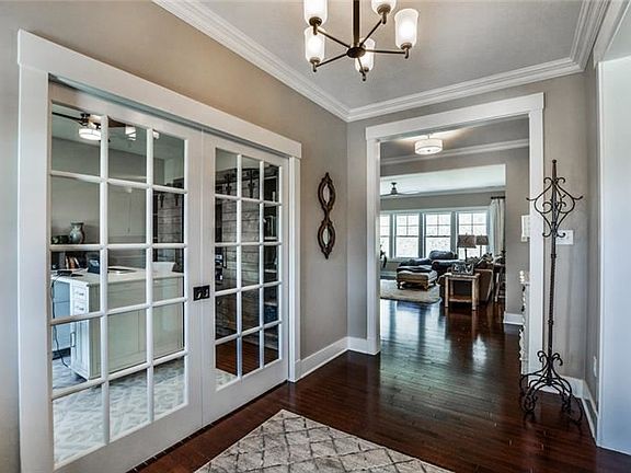 3rd image of 215 Red Hawk Dr