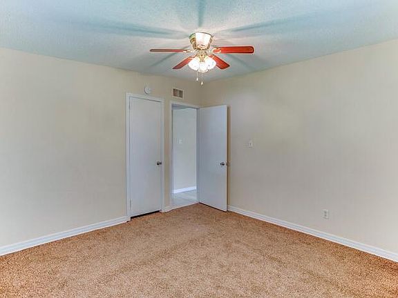 3rd image of 1822 Bard Dr