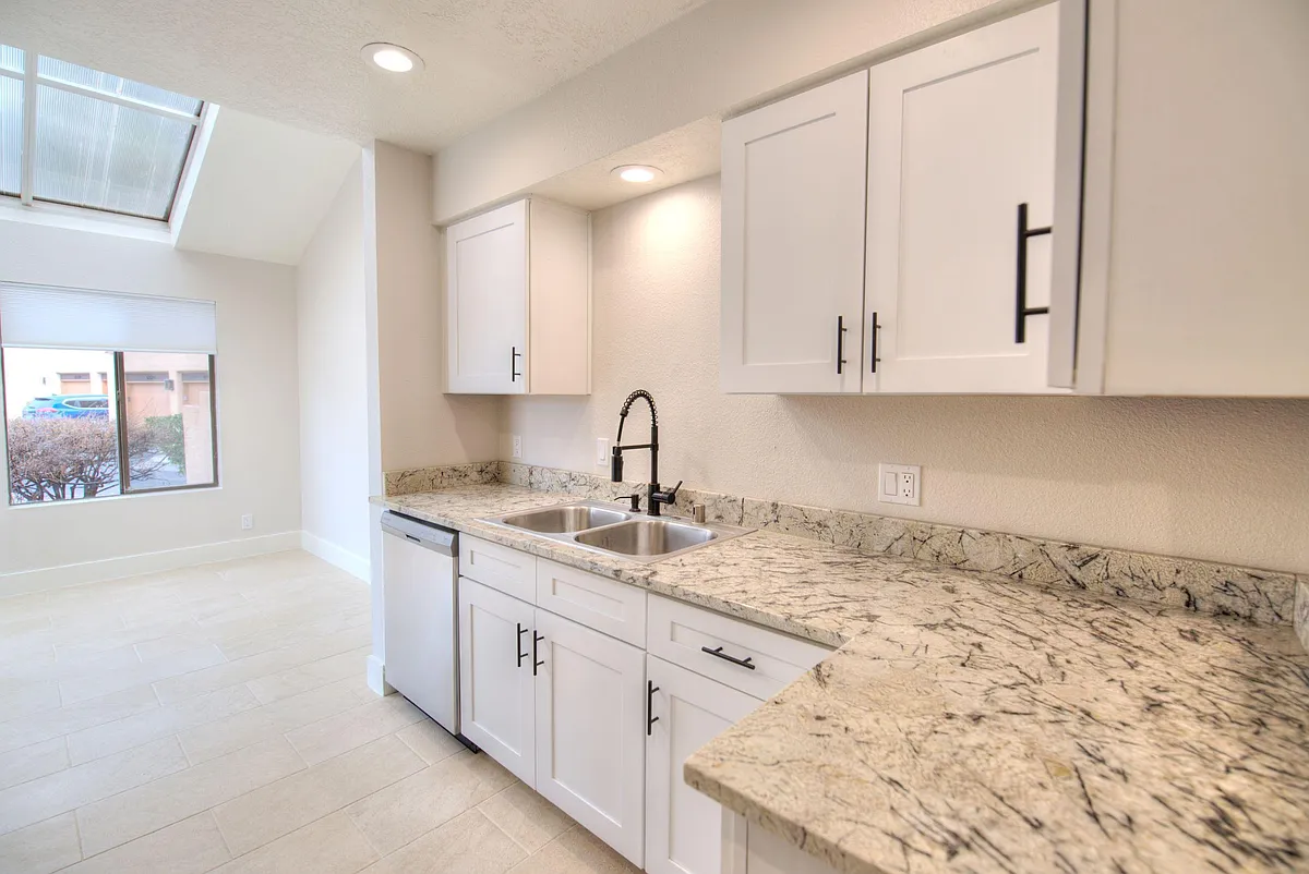 Building Photo - 6488 Monte Serrano NE