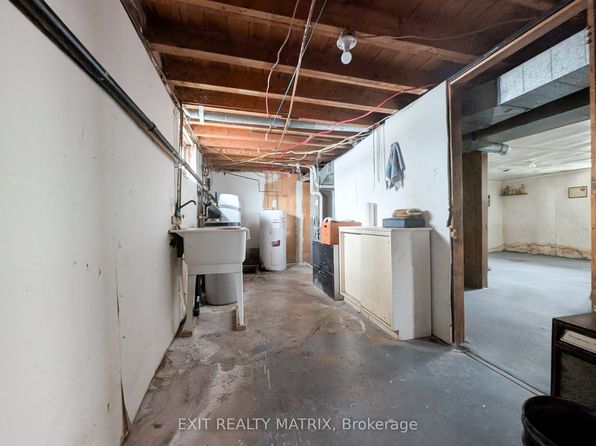 1632 Trim Rd, Ottawa, ON K4A 3P8