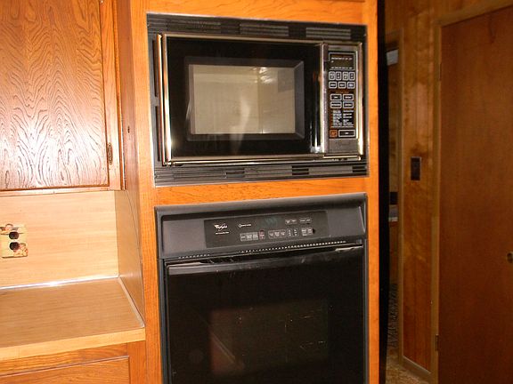 Wall Oven & Microwave