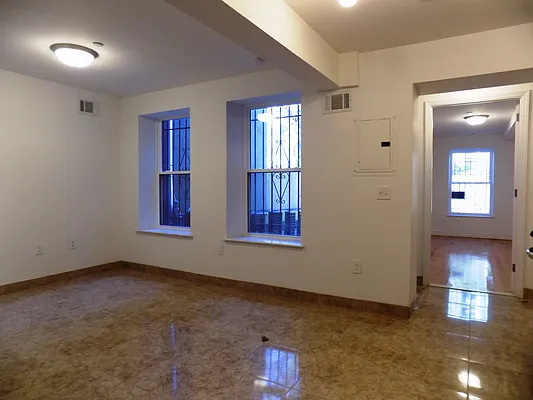 Rented by Blue Egg Realty Corp | media 7