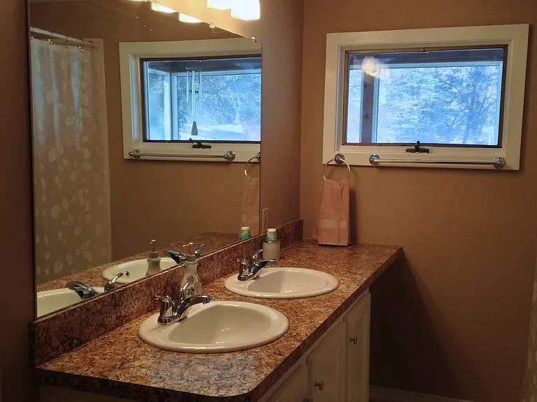 Double vanity