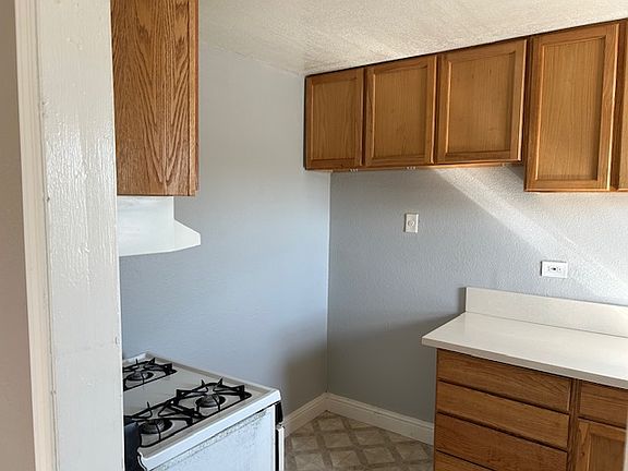 2nd image of 1804 1/2 Evergreen Ave