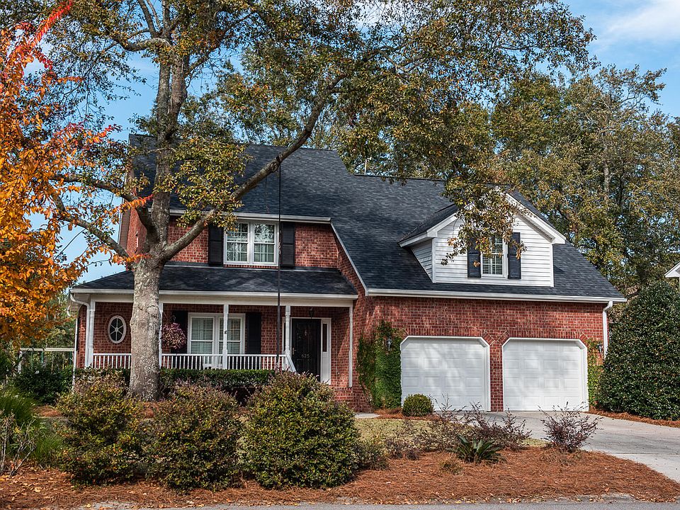 1st image of 625 Hobcaw Bluff Dr