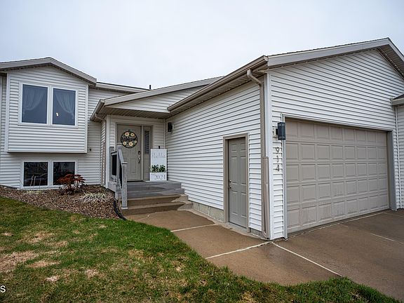 2nd image of 914 N 35th St