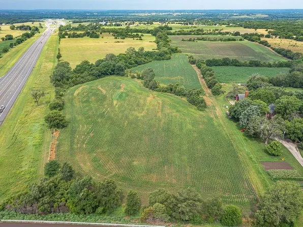 000 174th Rd, Tonganoxie, KS 66086