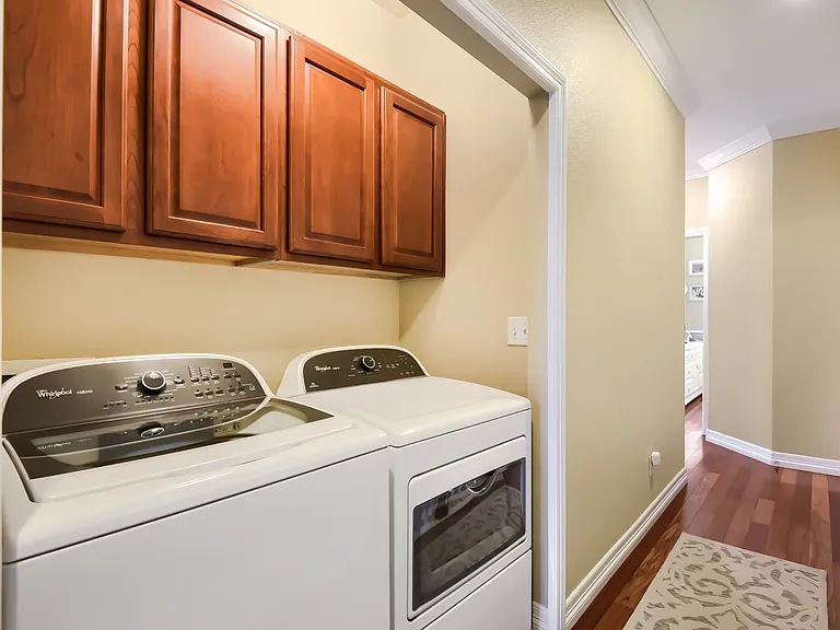 9181 Kornbrust Cir — Photo 17