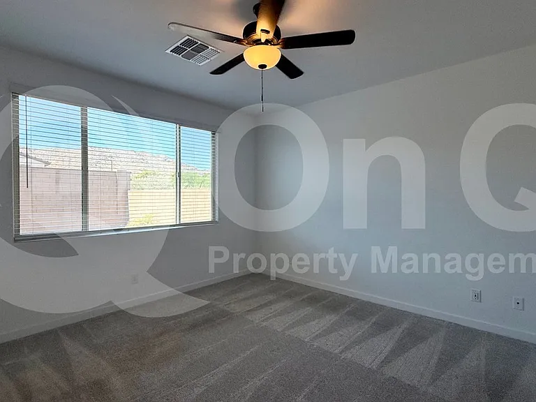 1659 W Paseo Way — Photo 4