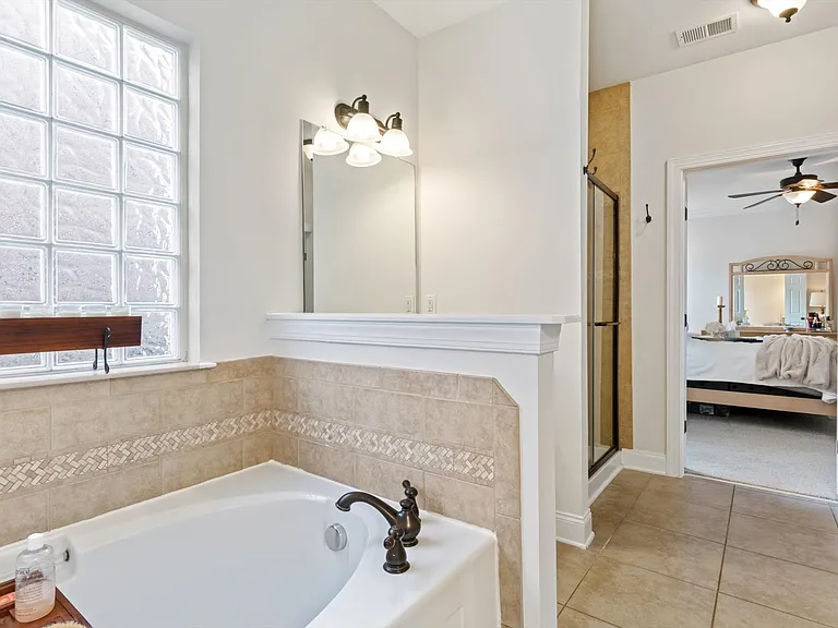 614 Patriot Ln — Photo 23