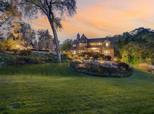 3705 Northome Rd, Deephaven, MN 55391