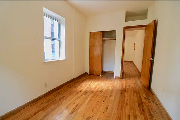 Rented by Street Realty Brokerage LLC | media 20