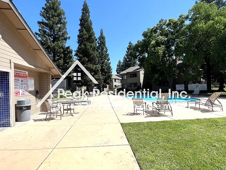 3715 Tallyho Dr — Photo 20