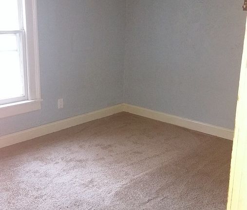 2nd image of 213 Miller St