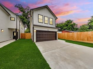 10512 Exeter St, Houston, TX 77093