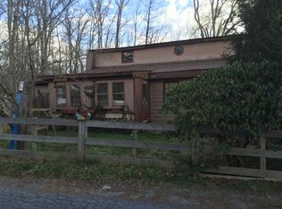 143 Jobe Rd, Fayetteville, WV 25840