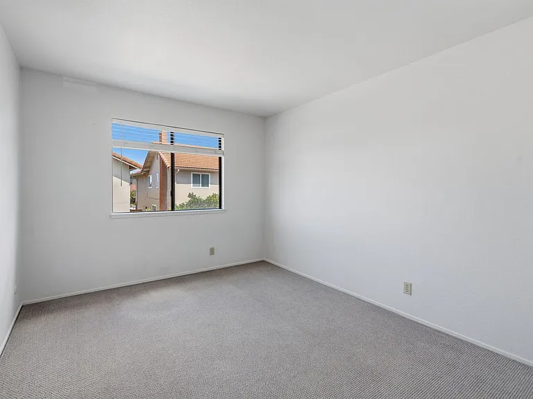 1387 Xavier Ave — Photo 23