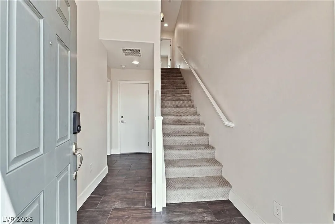 9050 W Tropicana Ave — Photo 3