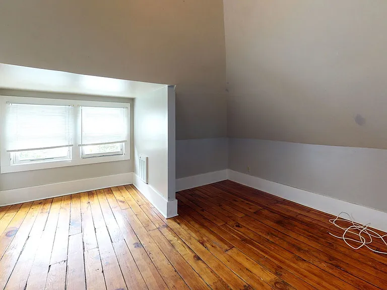 1638 N 4th St — Photo 11