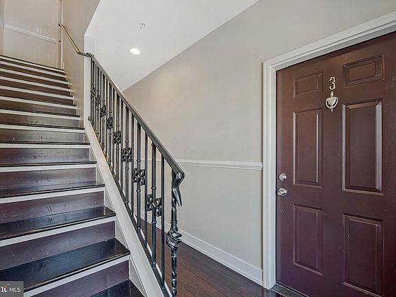 5th image of 3223 Warder St NW #3