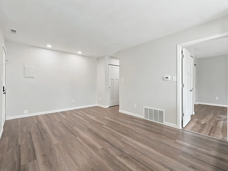 3960 E Bellefontaine Rd #4 — Photo 8