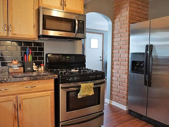 3rd image of 8014 Bertha Ave