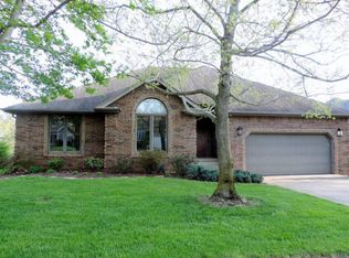 806 W Jackson Ave, Nixa, MO 65714