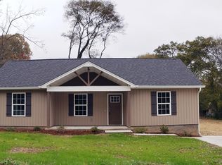 411 Hotwater Rd, Soddy Daisy, TN 37379