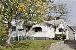 2nd image of 64 Kingman Ave W
