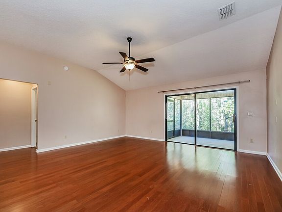 3rd image of 852 W American Eagle Dr