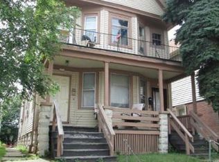 2553 S 6th St, Milwaukee, WI 53215