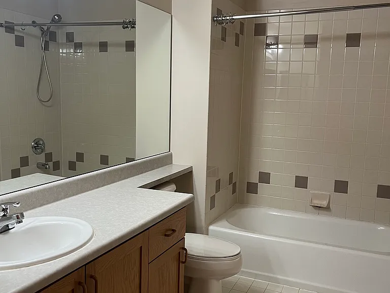 510 6th Ave S #702 — Photo 11