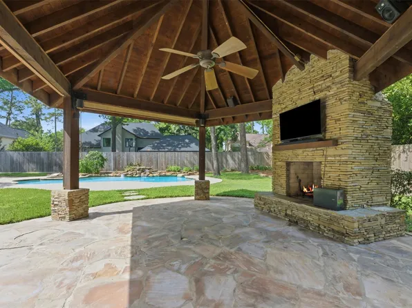 4811 Pine Garden Dr, Kingwood, TX 77345