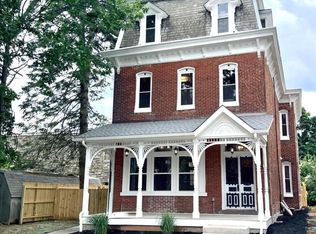1040 E High St, Pottstown, PA 19464