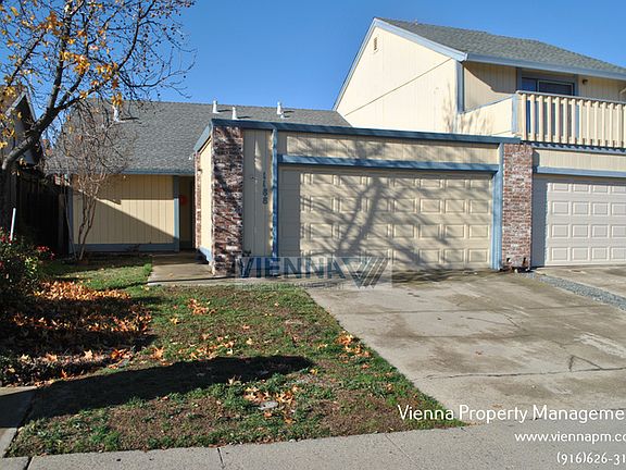 2nd image of 1188 Green Hill Dr