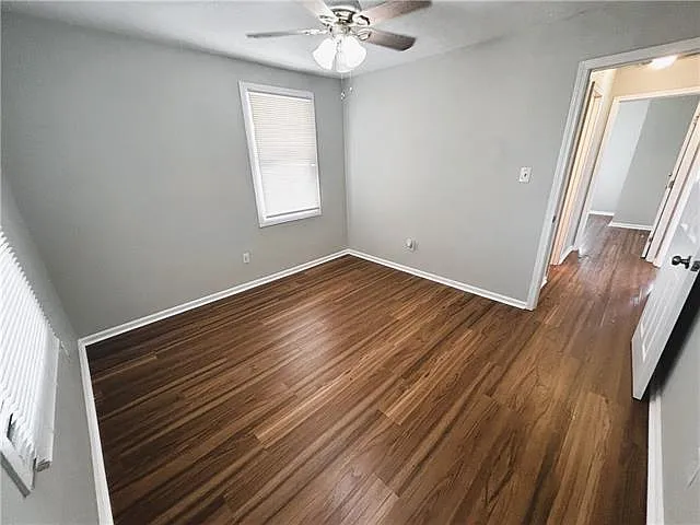 2 bed, 1.0 bath, 850 sqft, $1,350 — Photo 2