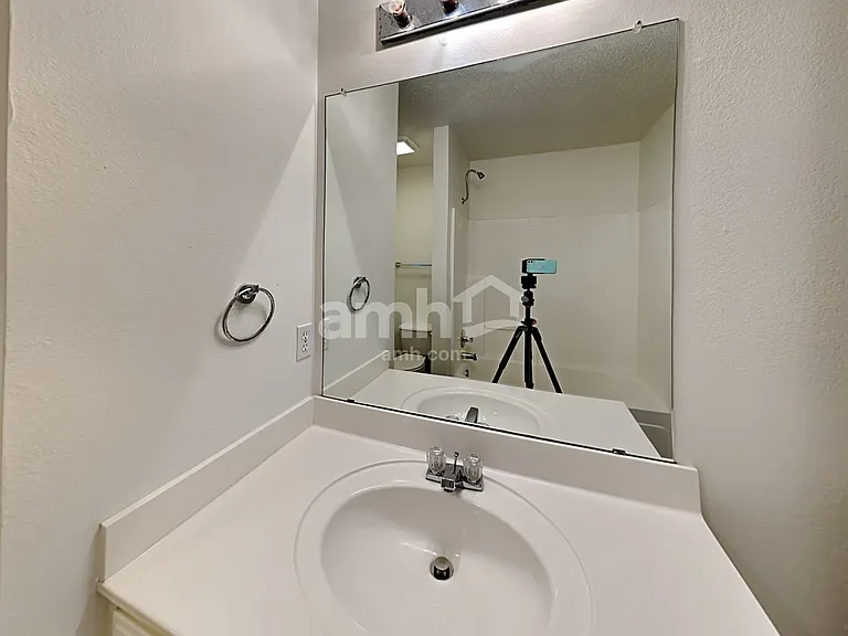 8551 Western Meadows Dr — Photo 17