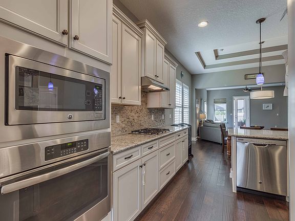 4th image of 14069 Hazelwood Ct