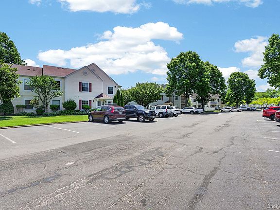 2nd image of 182 Fairview Circle