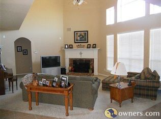 300 Granite Falls Dr, Keller, TX 76248