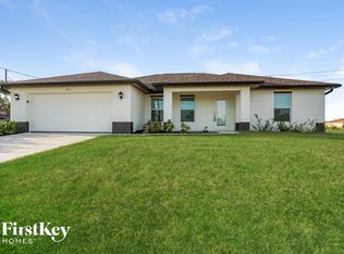1816 NW 24th Ter, Cape Coral, FL 33993