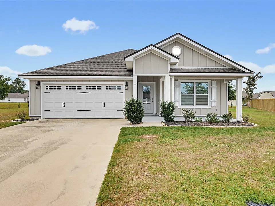 7 Sugar Maple Ln