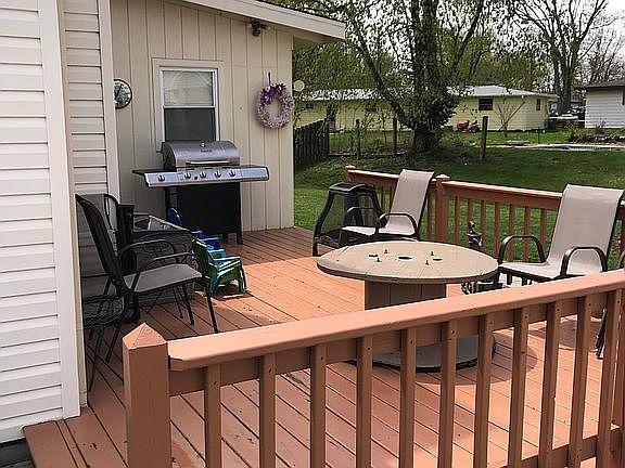 12’ x 21’ deck