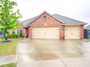 9404 Watercrest Ct, Oklahoma City, OK 73159