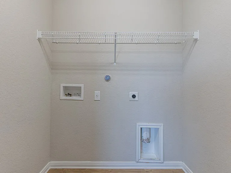 6418 Willow Point Blvd — Photo 25